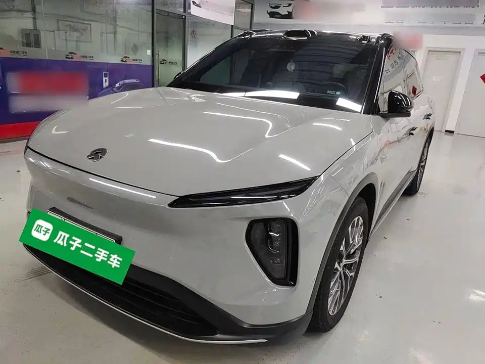 NIO ES6