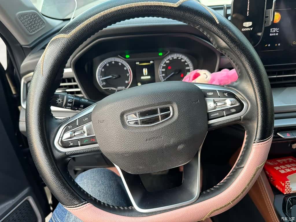 Geely X6, 2022 6
