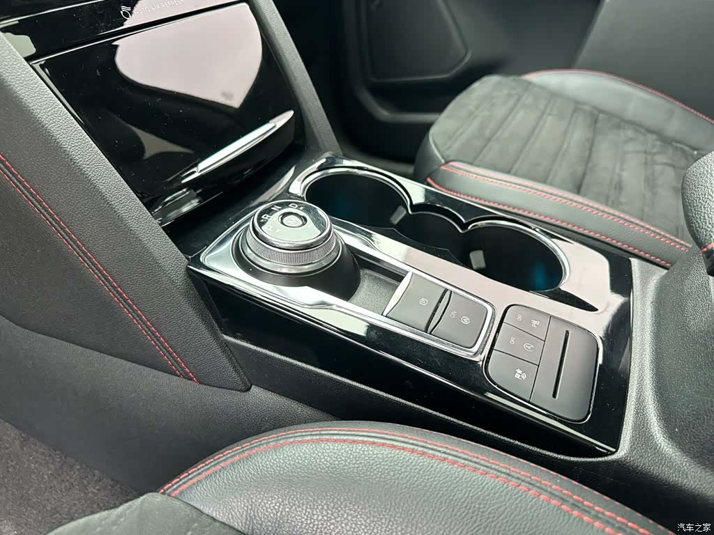 Ford Escape, 2020 15