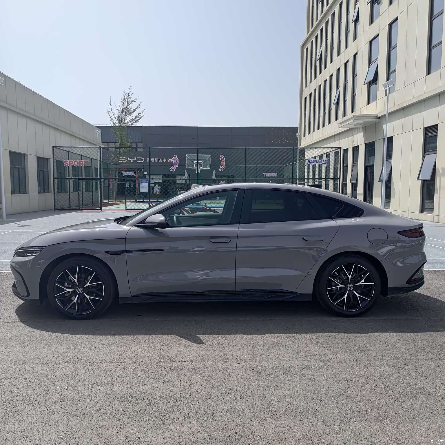 BYD Han, 2025 21