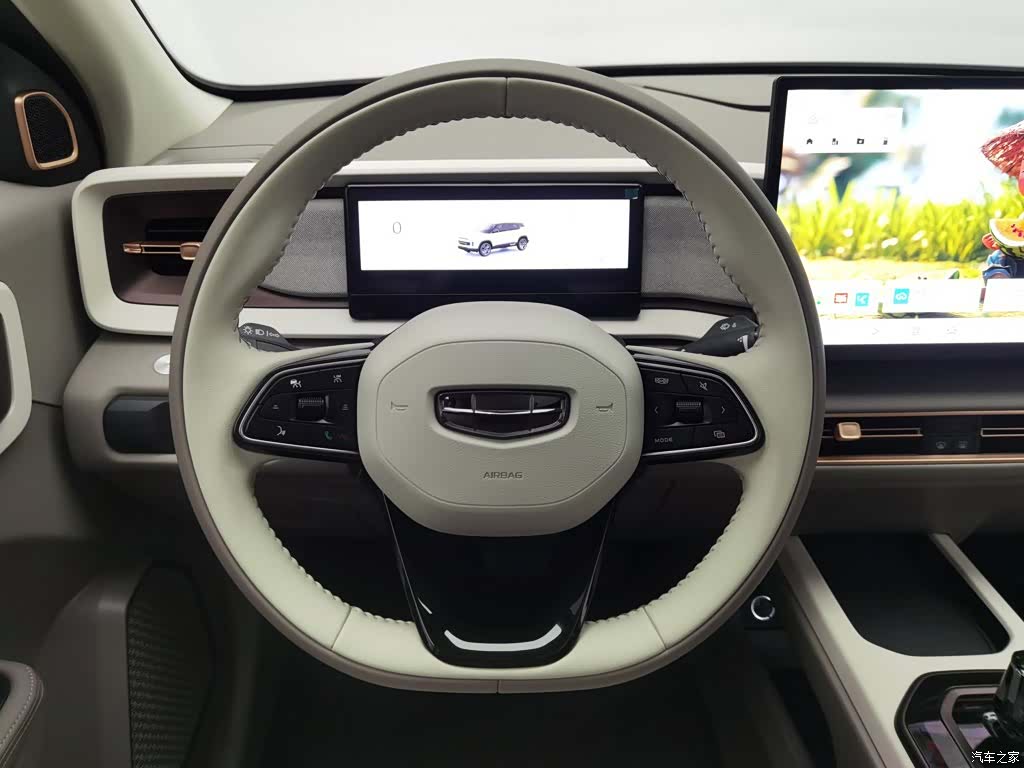Geely Icon, 2025 11