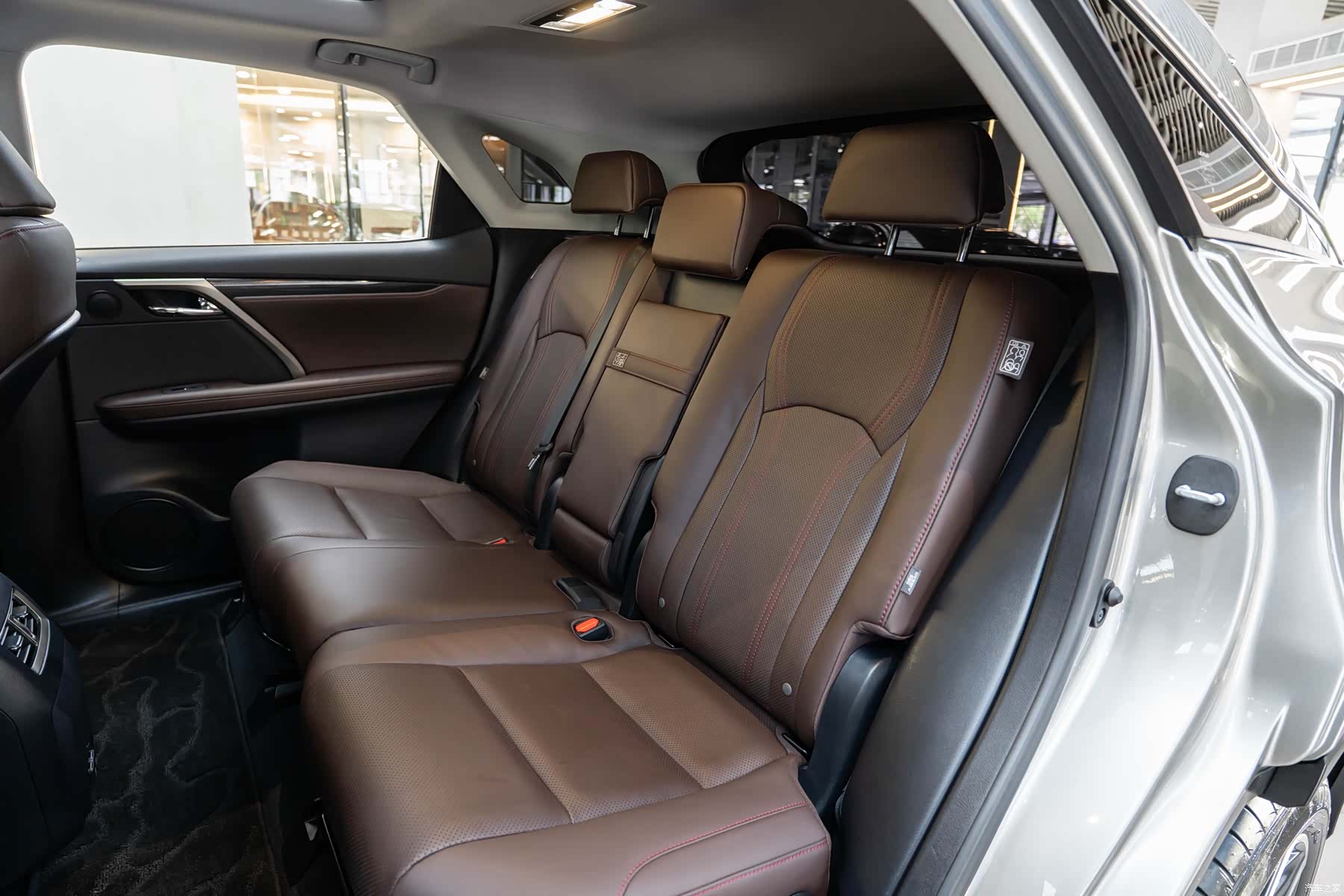 Lexus RX, 2023 12