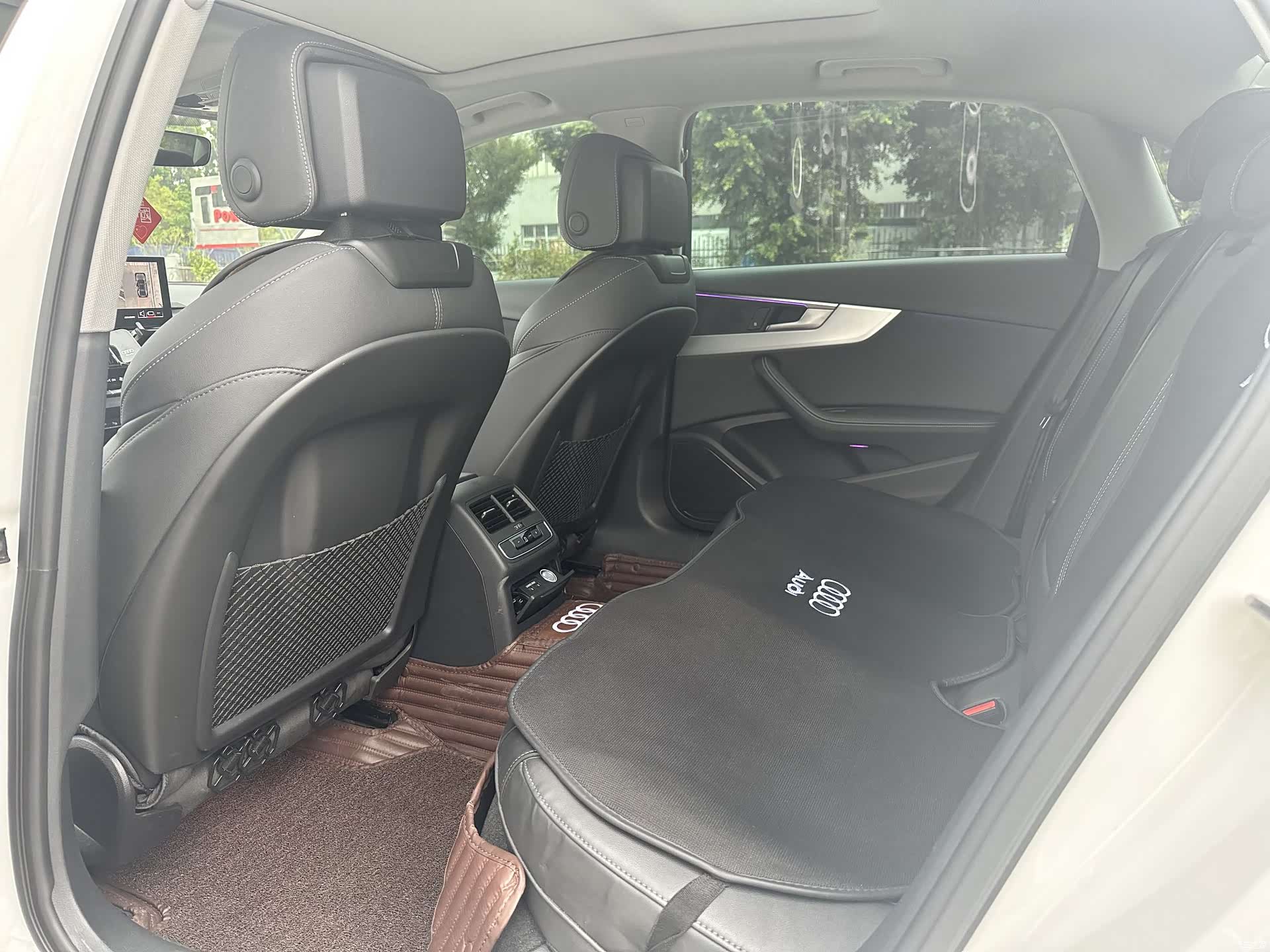 Audi A4L, 2022 8