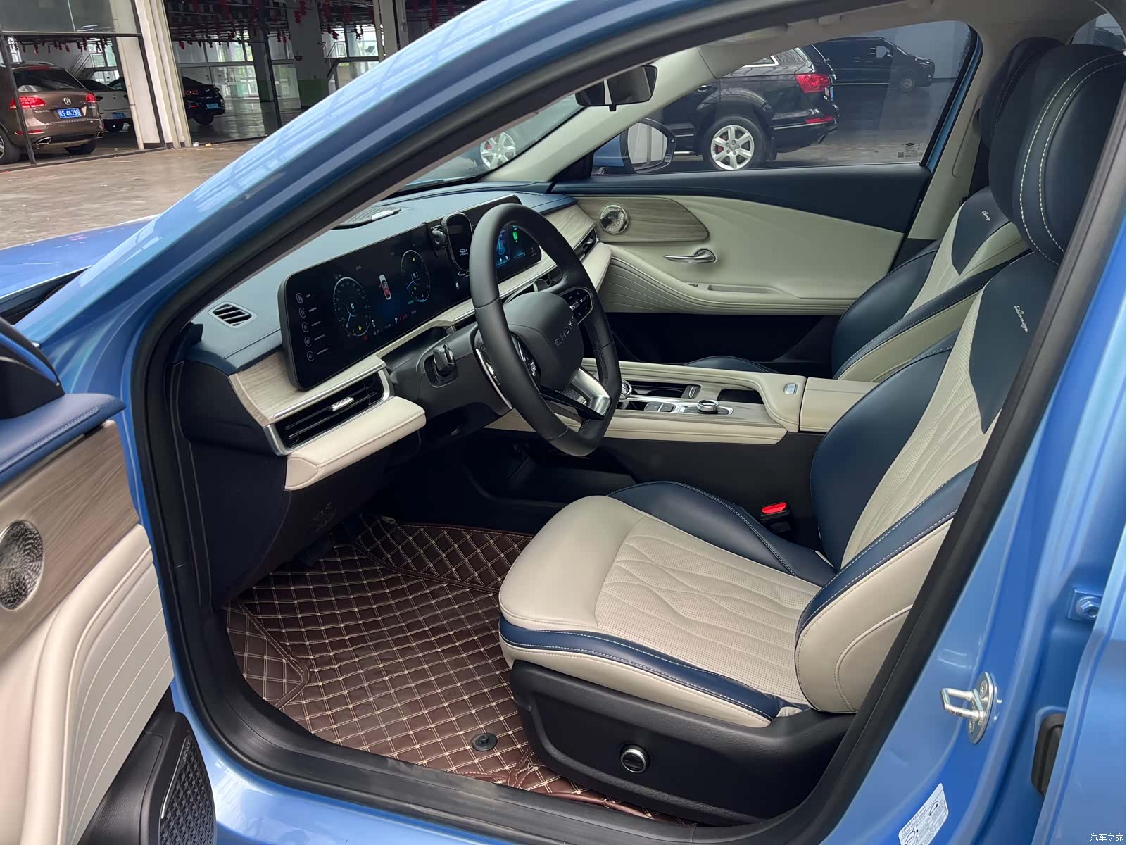 Chery Arrizo 8, 2022 4