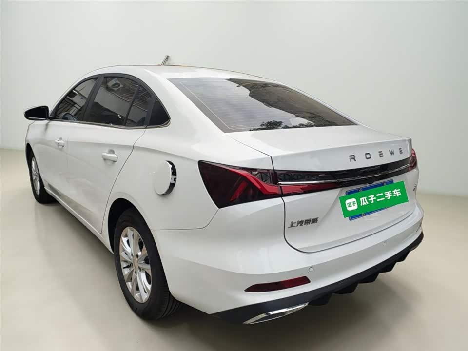 Roewe i5