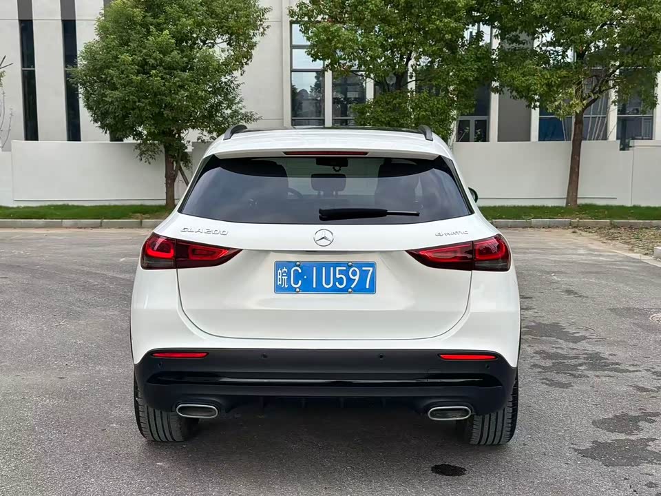 Mercedes-Benz GLA