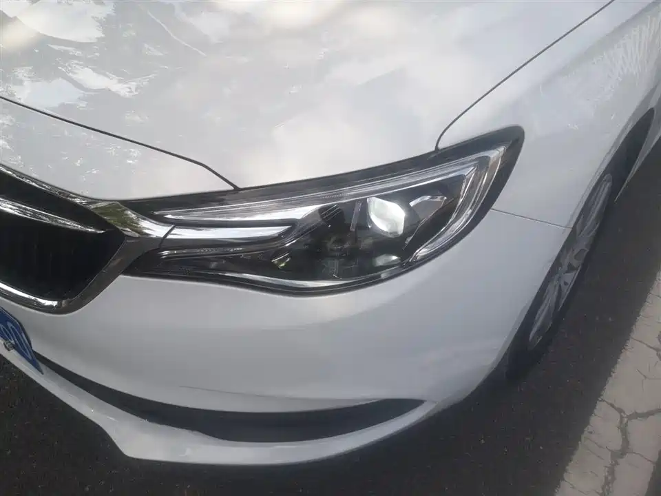 Buick Yinglang