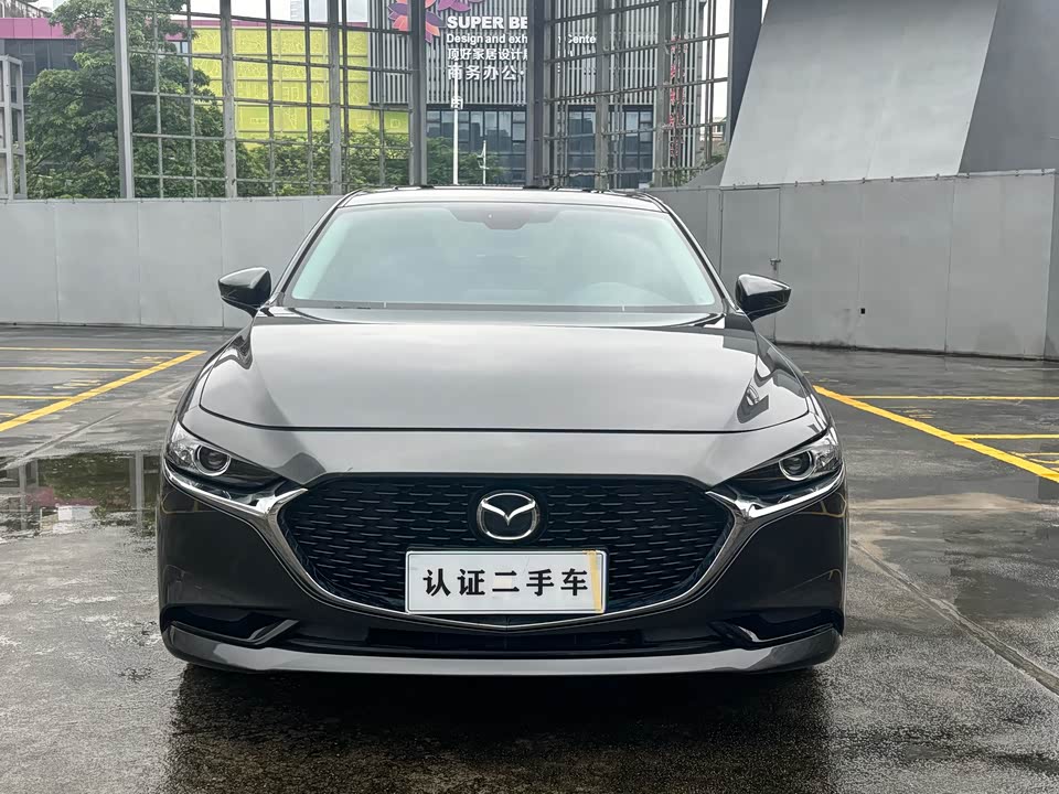 Mazda 3 Angkesaila