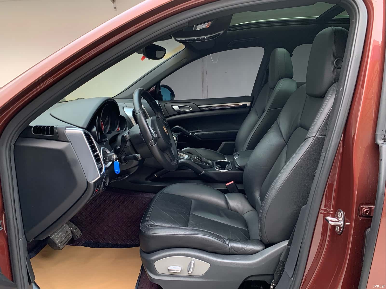 Porsche Cayenne, 2012 6