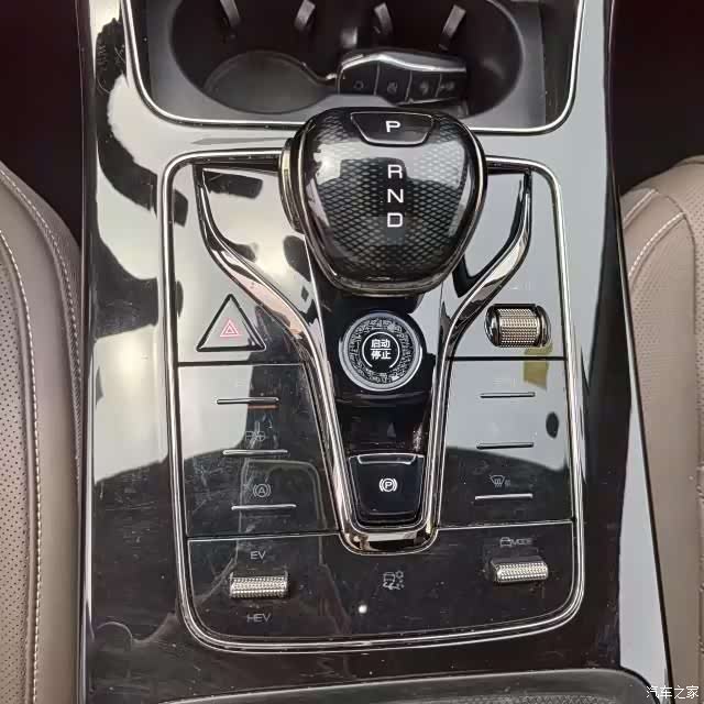 BYD Han, 2025 13