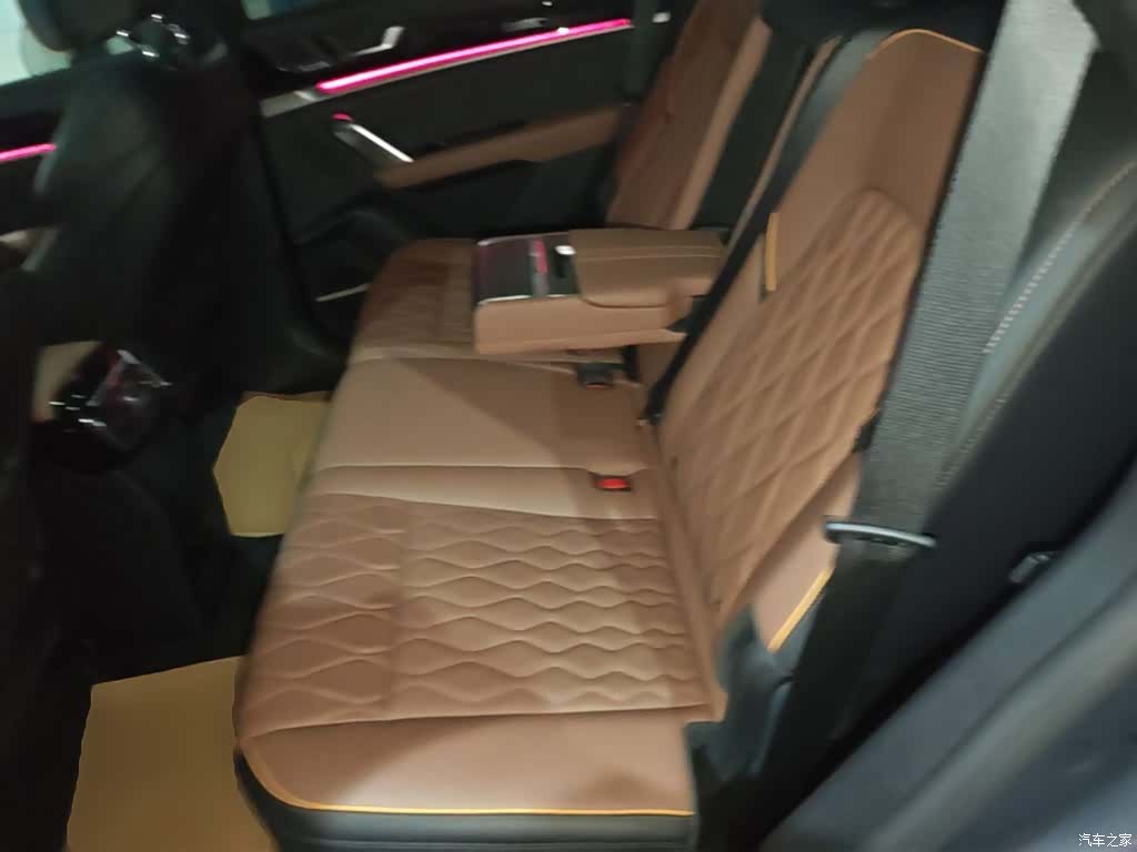 BYD Tang, 2022 17