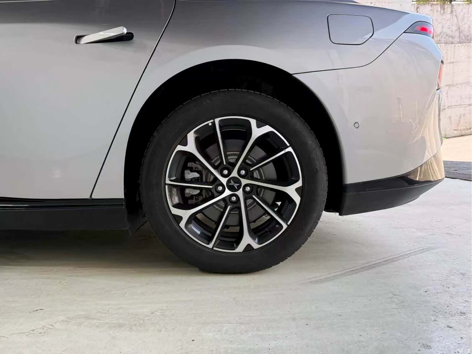 Xpeng P7, 2022 23