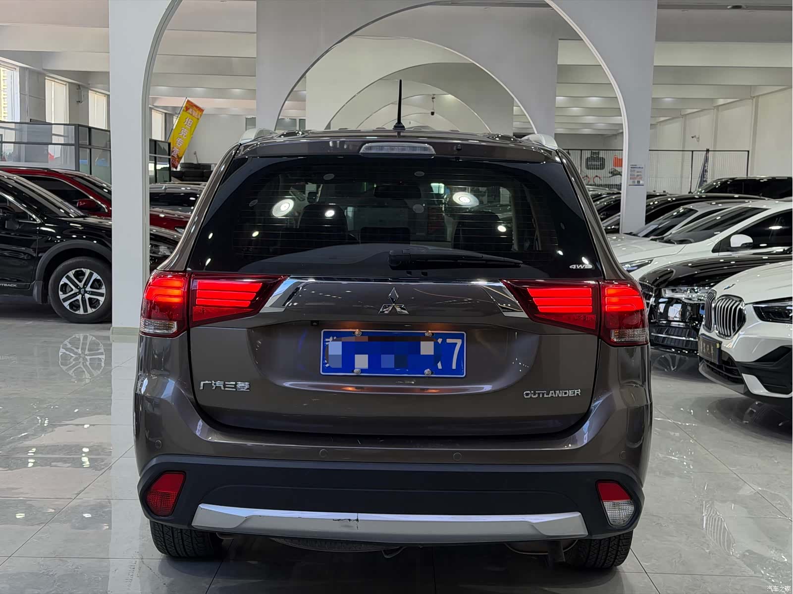Mitsubishi Outlander, 2017 3