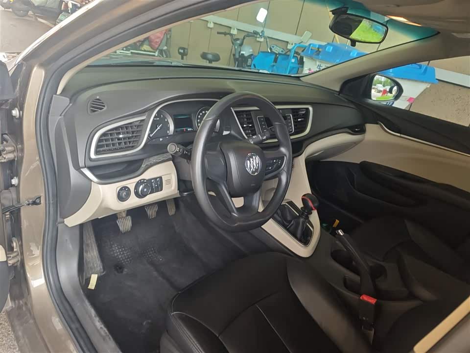 Buick Yinglang