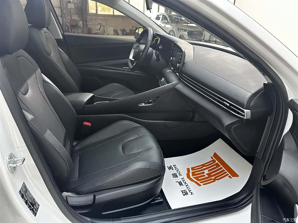 Hyundai Elantra, 2023 9