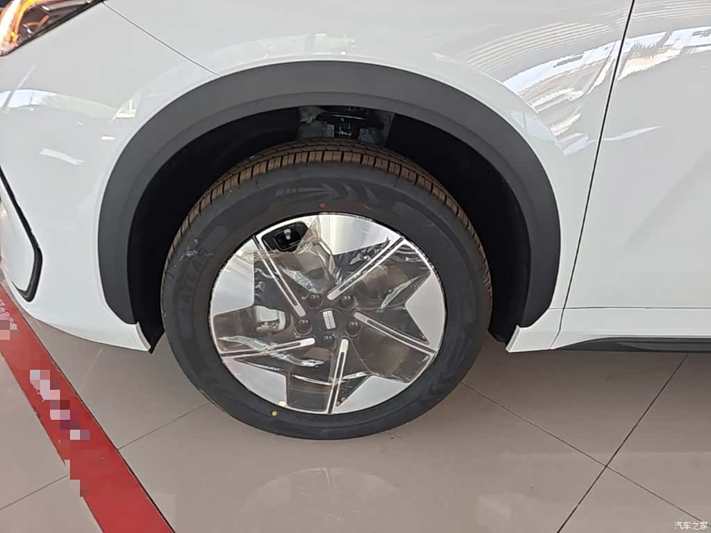 Geely Galaxy E5, 2026 23
