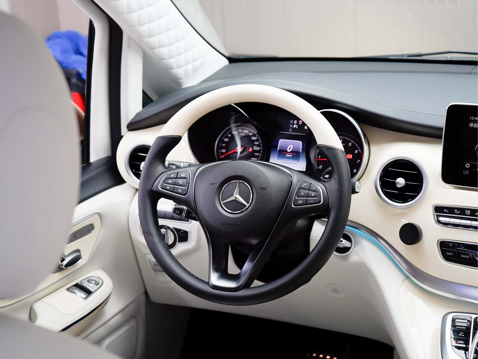 Mercedes-Benz V-Class, 2020 21
