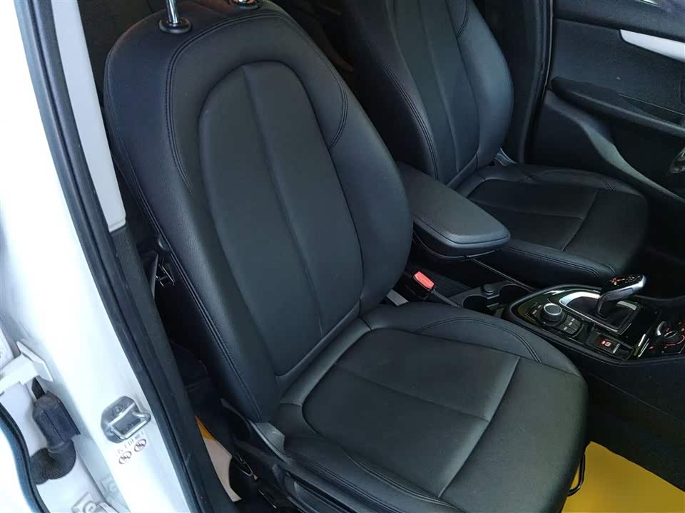 BMW 2 series multifunctional station wagon