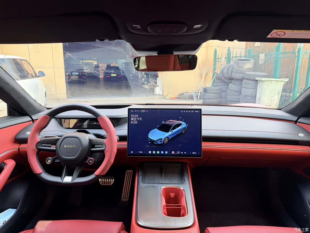 Xiaomi SU7, 2025 8