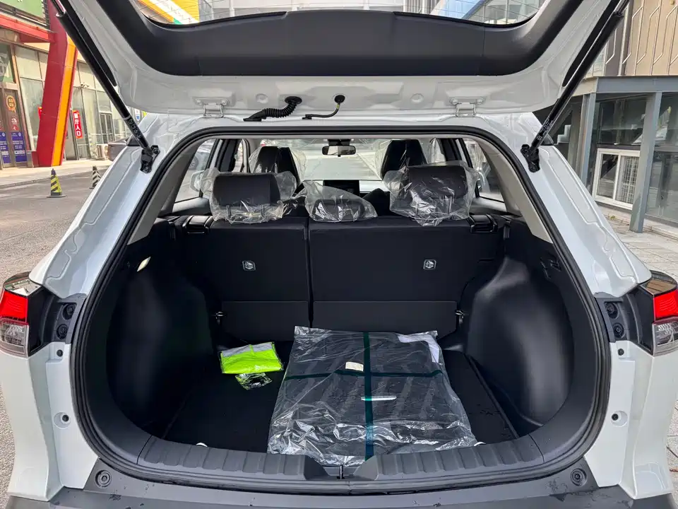 Toyota Corolla Sharp amplifier