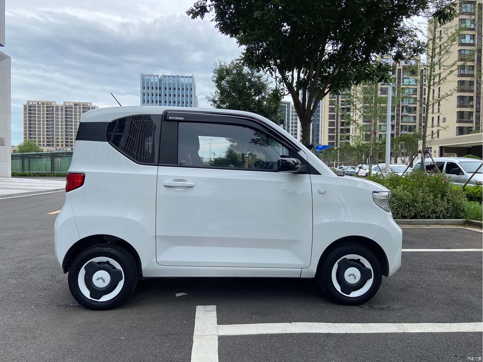 Wuling MINIEV, 2022 6