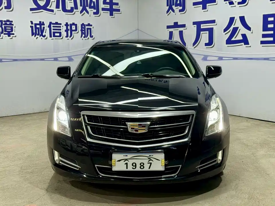 Cadillac XTS