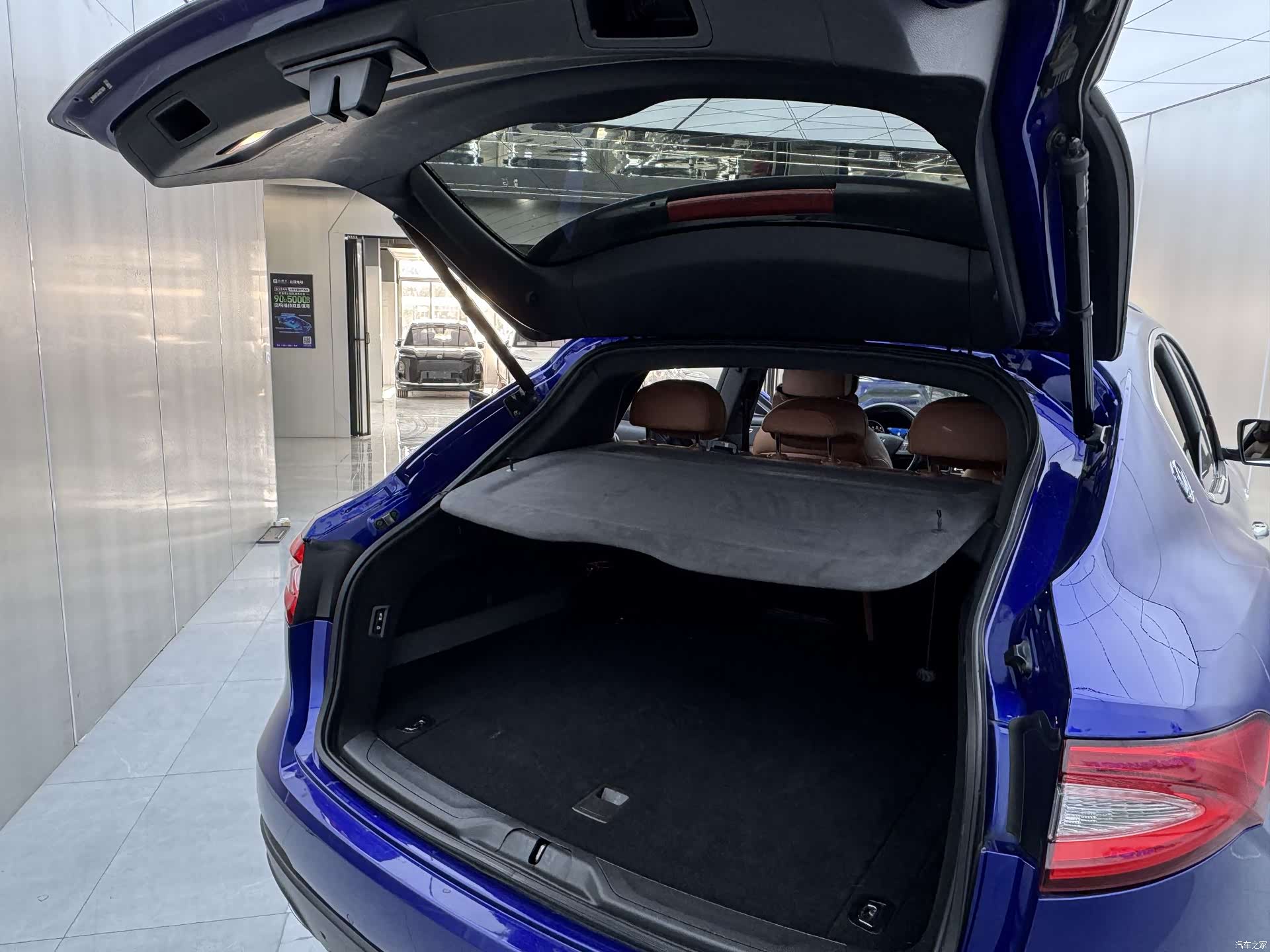 Maserati Levante, 2018 25
