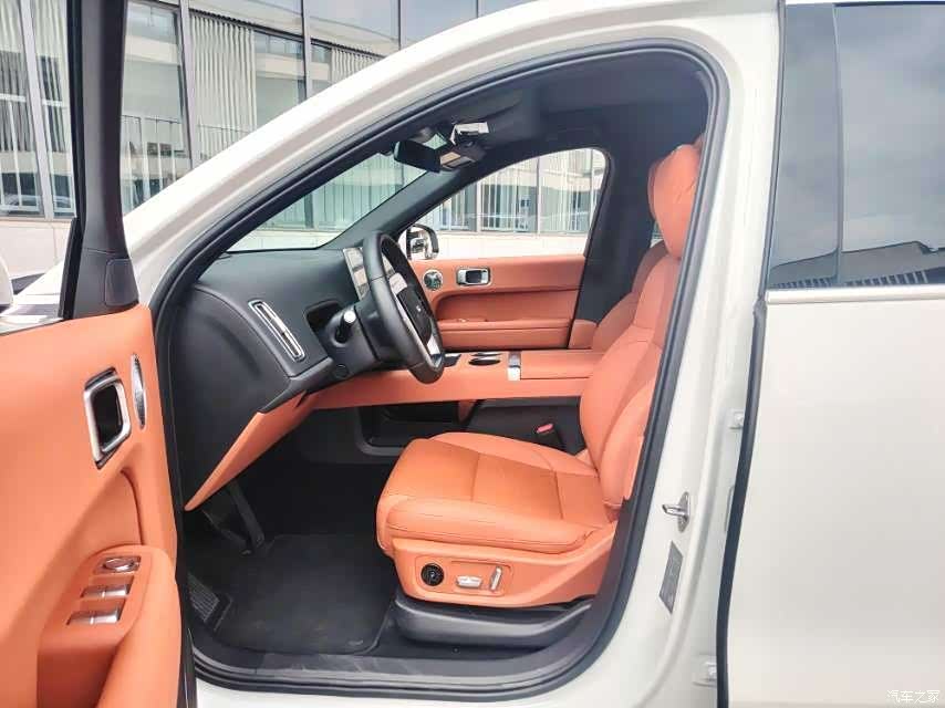 Li Auto L6, 2025 все фото