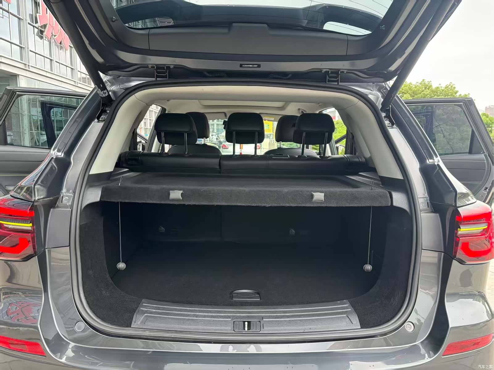 Roewe RX5, 2022 10