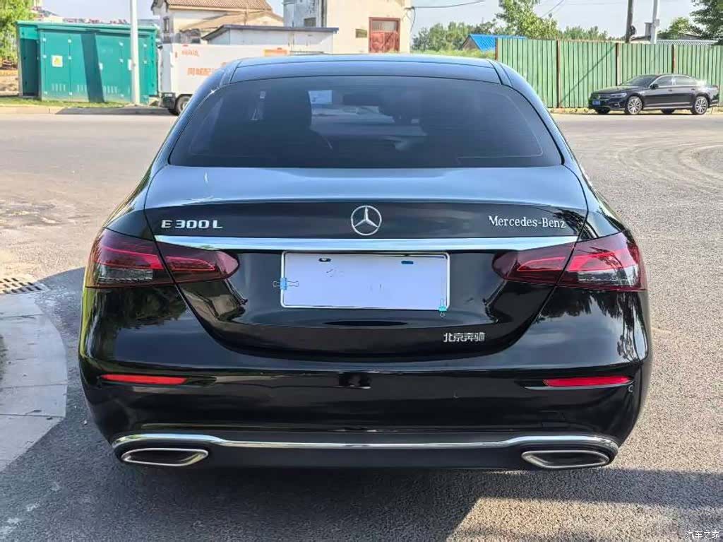 Mercedes-Benz E-Class, 2023 8