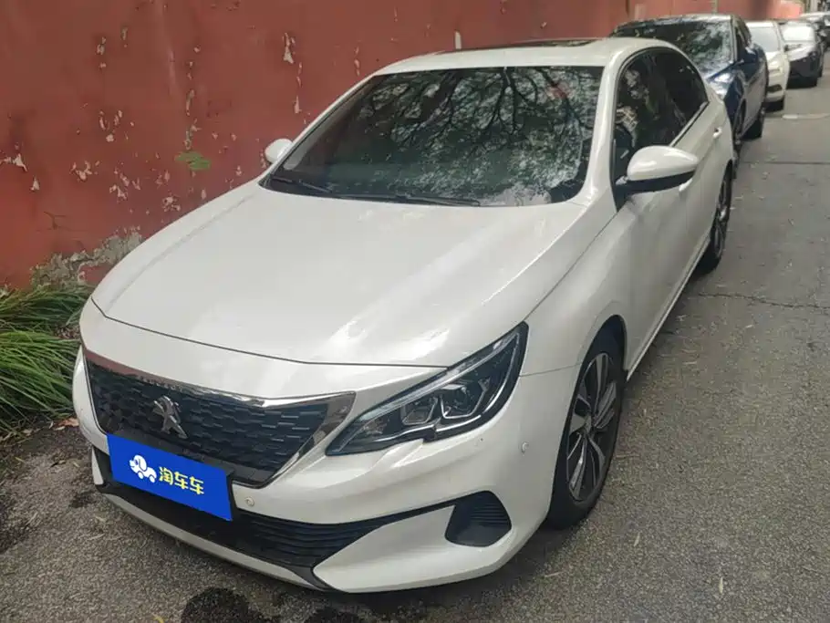 Peugeot 408