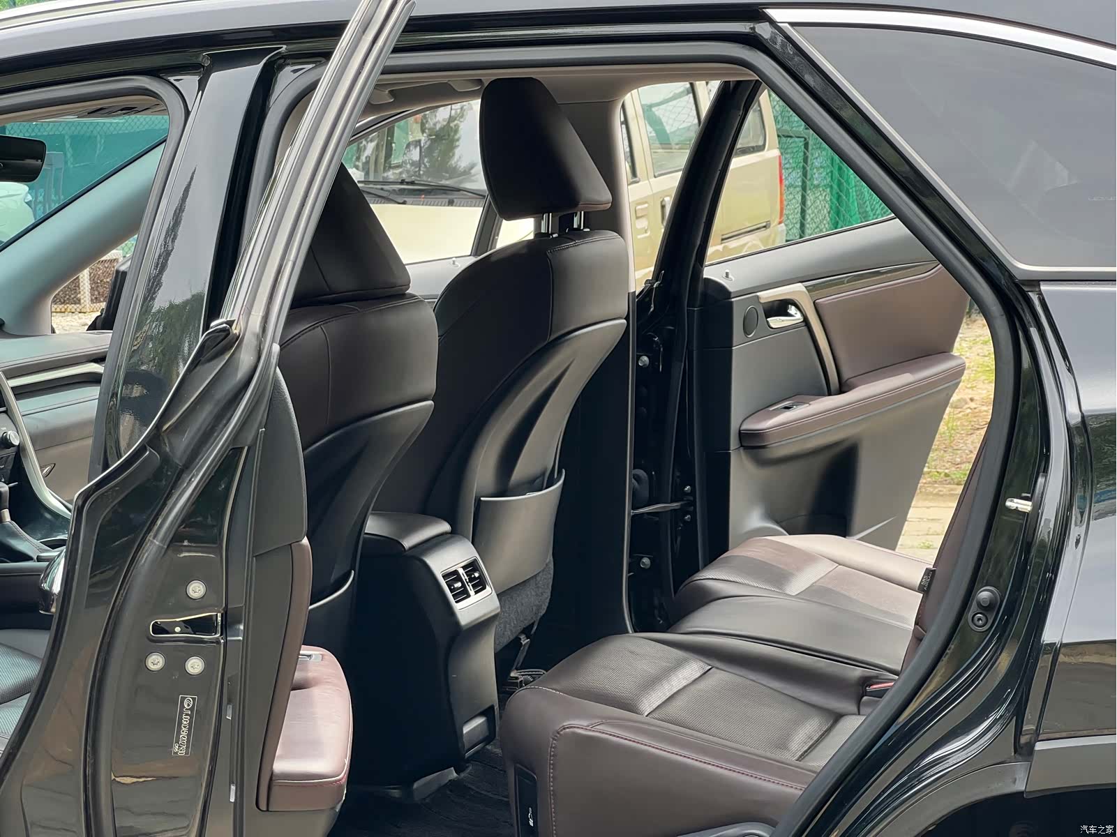 Lexus RX, 2022 8