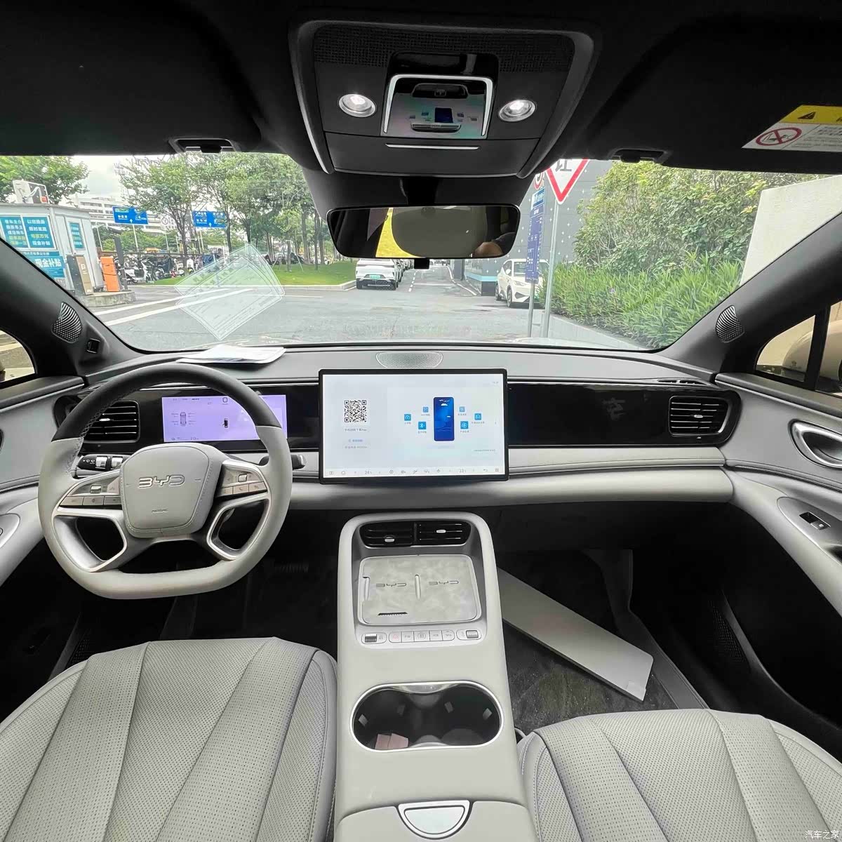 BYD HiAce, 2025 9