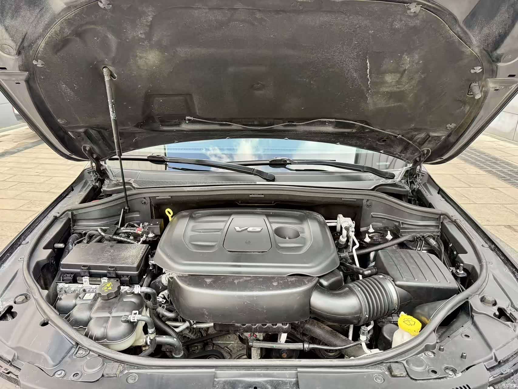 Jeep Grand Cherokee, 2019 11