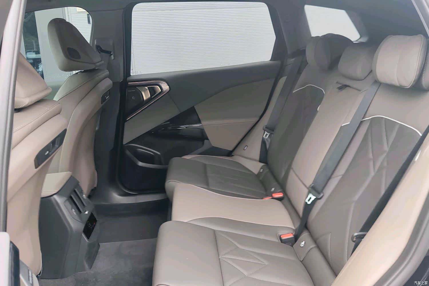BMW X3, 2025 8