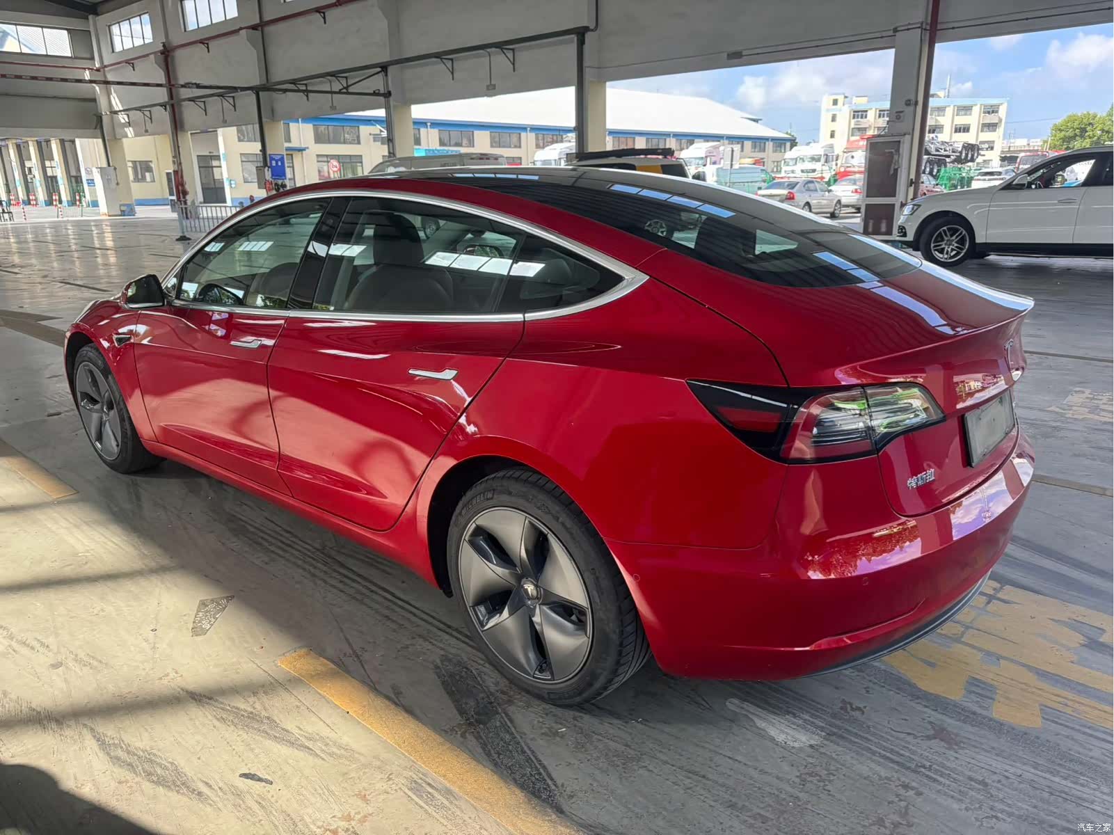 Tesla Model 3, 2020 9