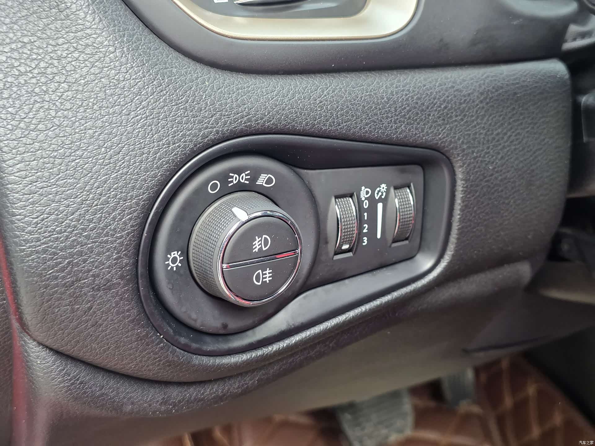 Jeep Renegade, 2016 12
