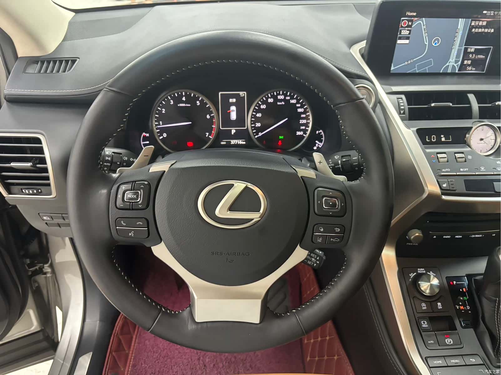 Lexus NX, 2019 11