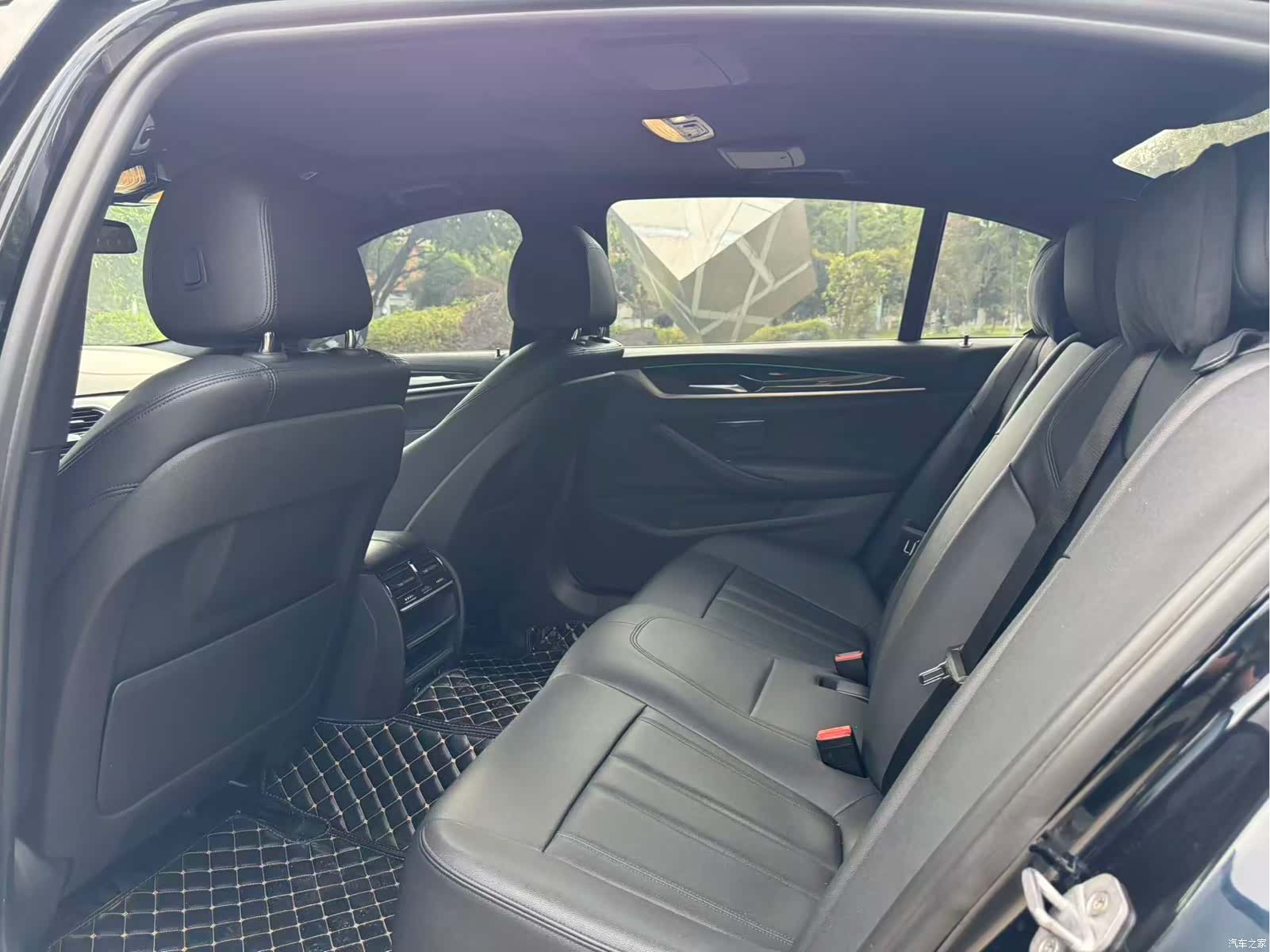 BMW 5 Series, 2018 6