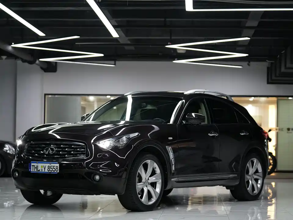 Infiniti FX