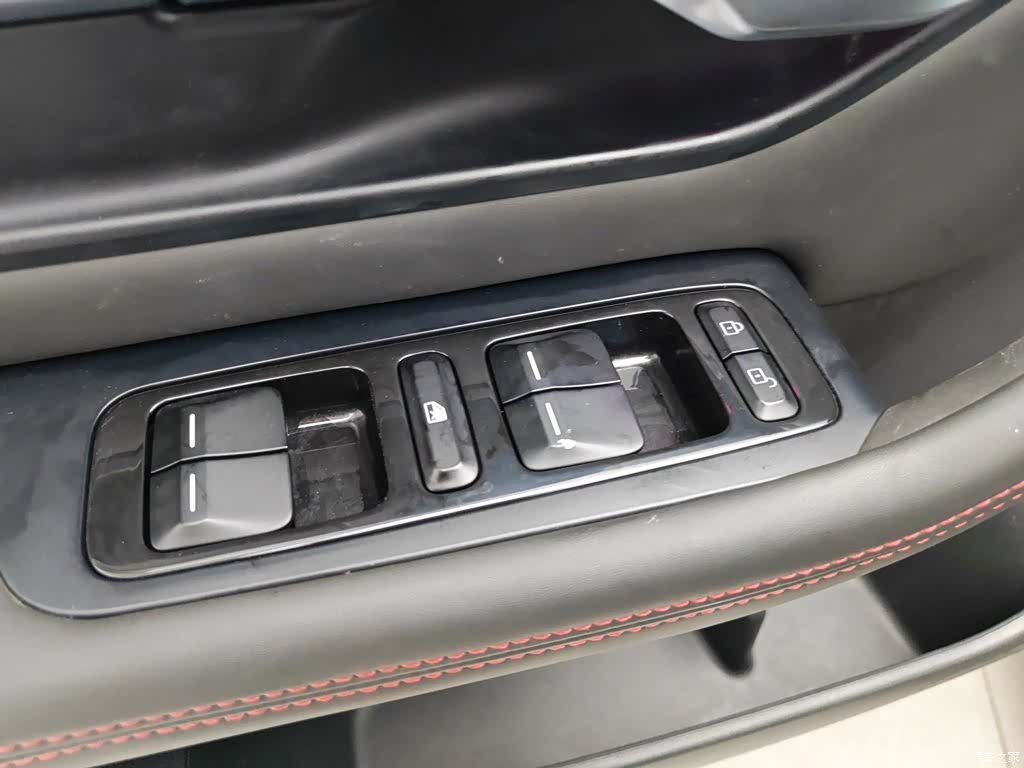 Xpeng P7, 2023 9