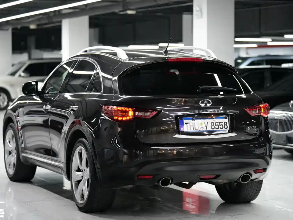 Infiniti FX