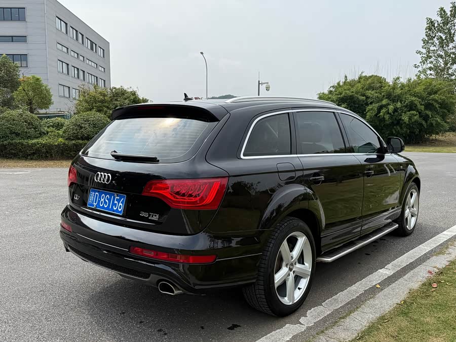 Audi Q7 2013, фото 4