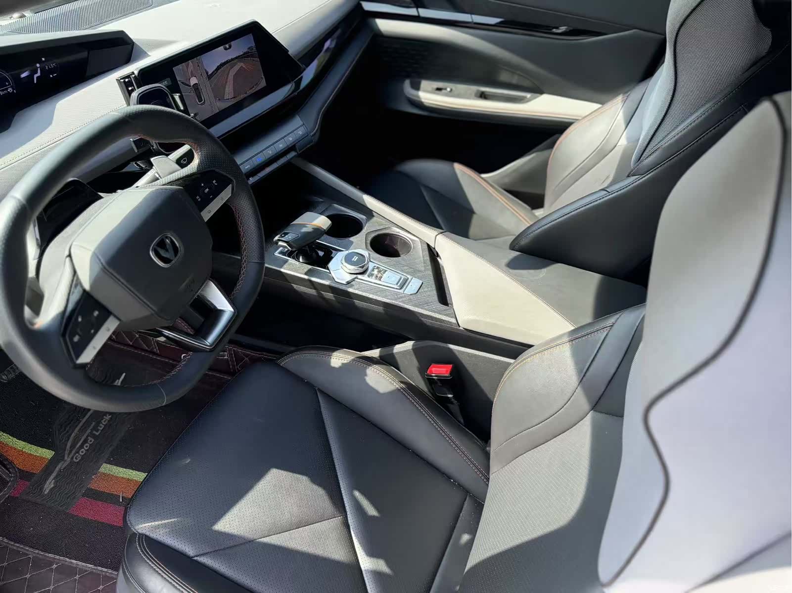 Changan UNI-V, 2022 8