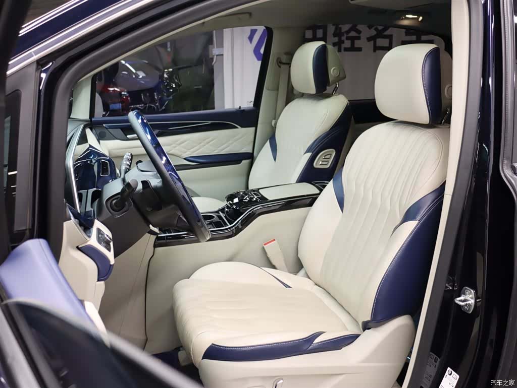 Buick GL8, 2023 8