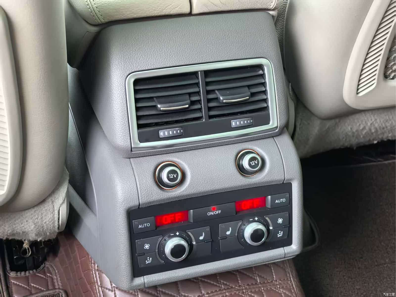 Audi Q7, 2013 15