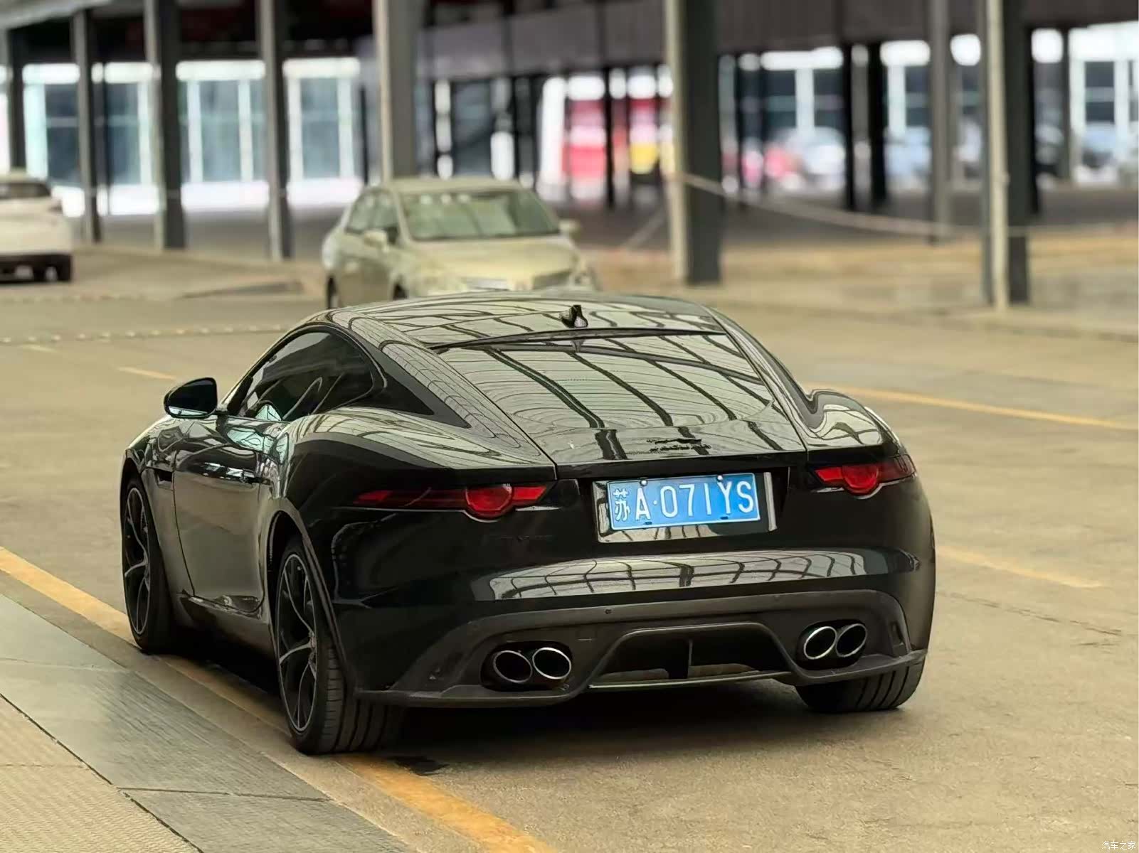 Jaguar F-TYPE, 2018 10