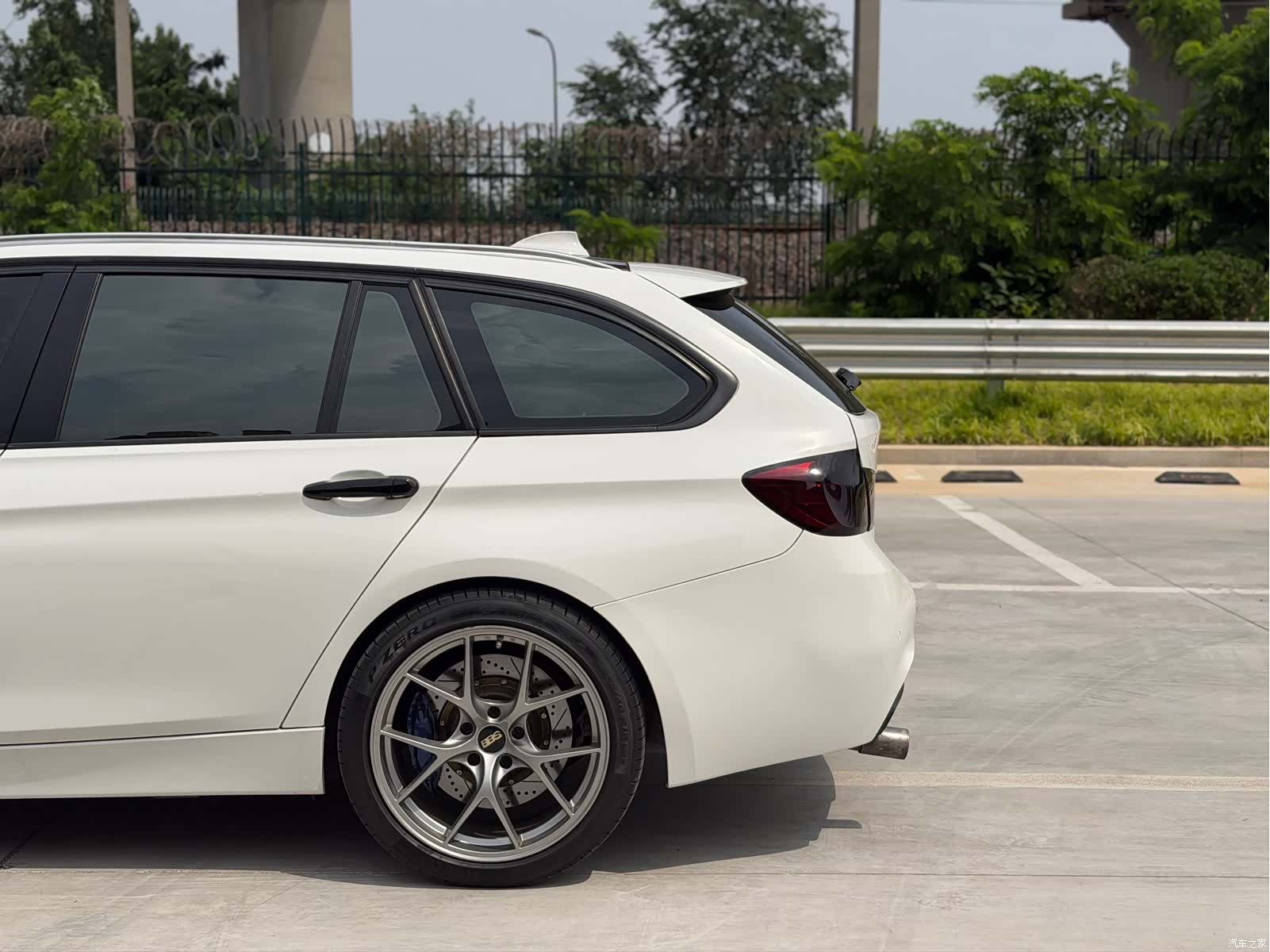BMW 3 Series, 2015 14