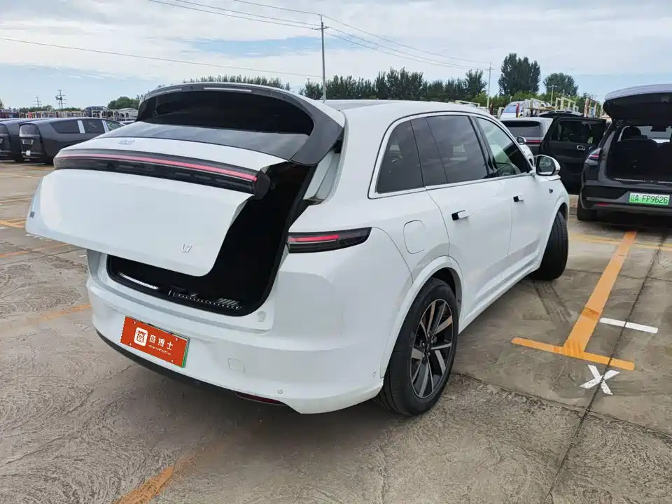 Li Auto Ideal L7