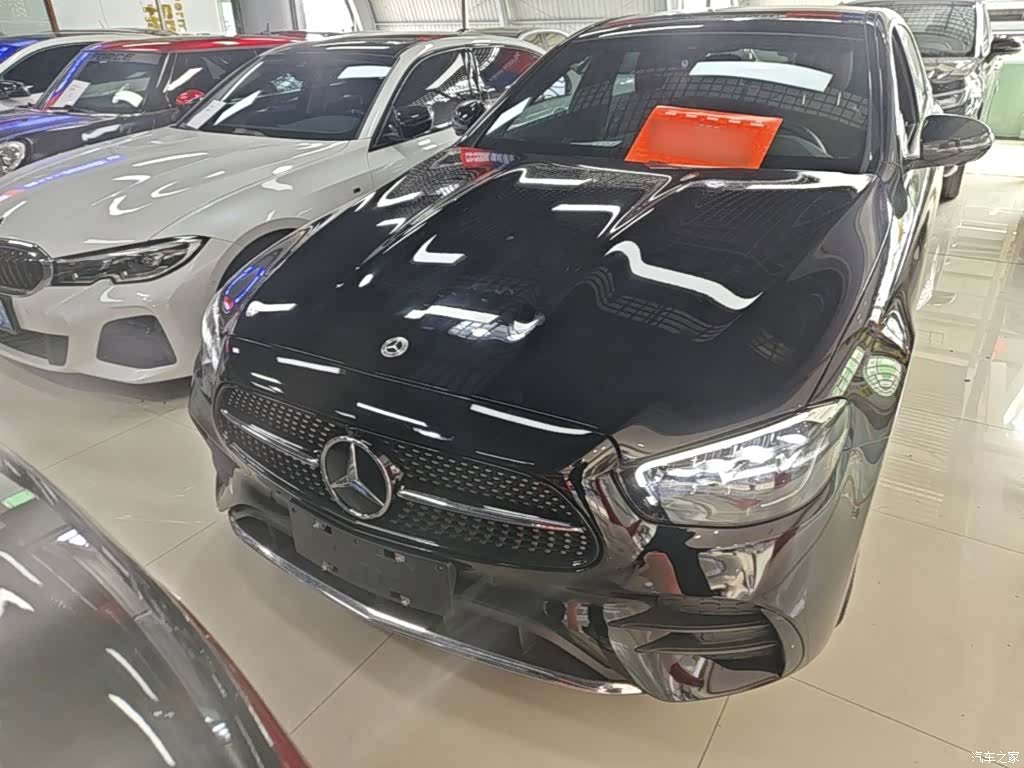 Mercedes-Benz E-Class, 2024 3